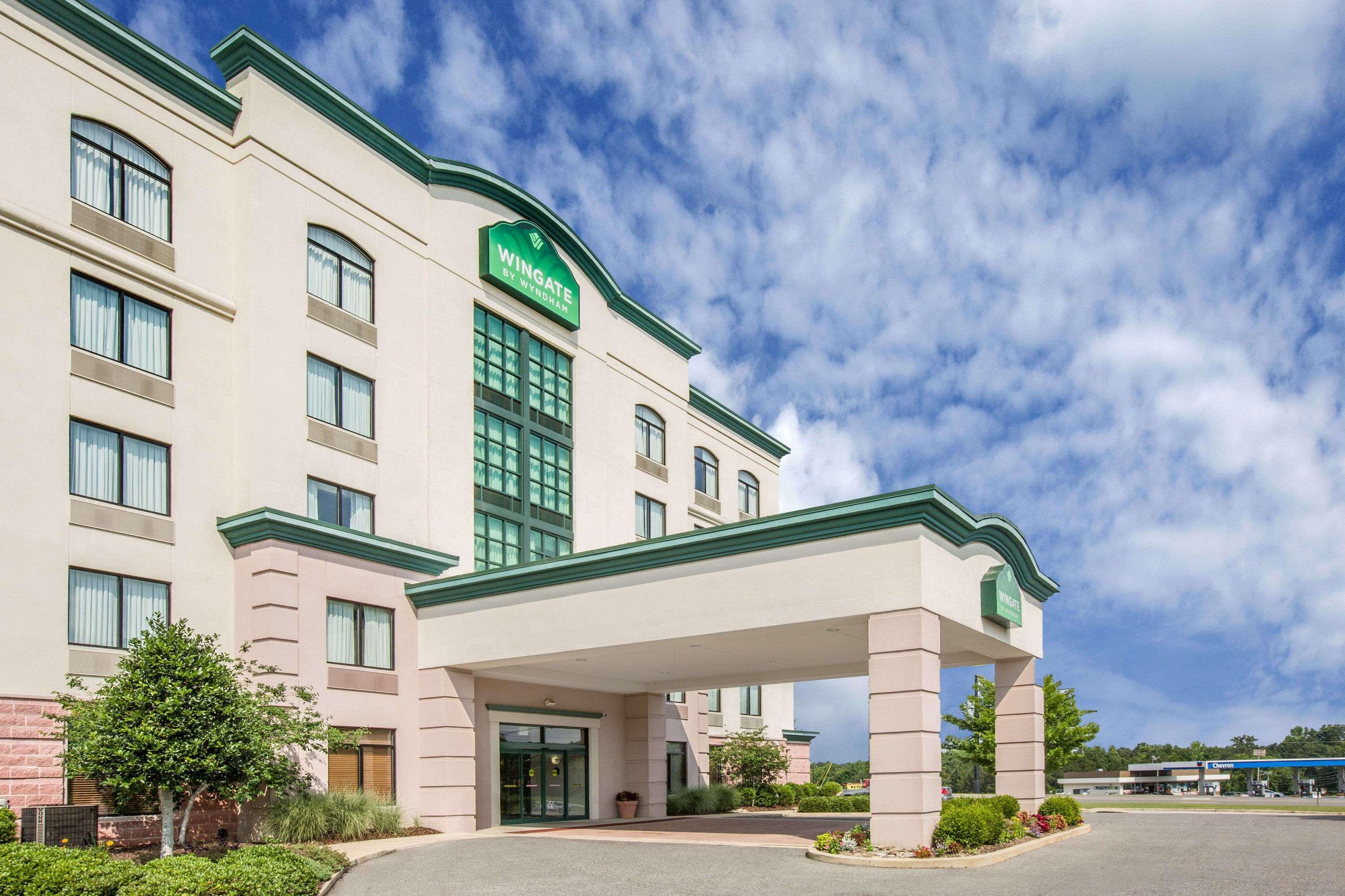 Wingate By Wyndham Tuscaloosa Hotel Exterior photo